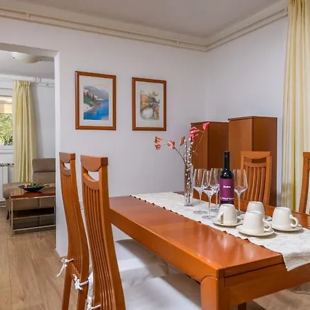 Apartment Sandra Banjole